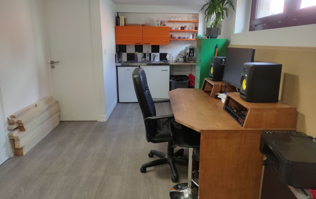 CONSULTIA IMMOBILIER : Local / Bureau | MONTREUIL (93100) | 56 m2 | 1 200 € 