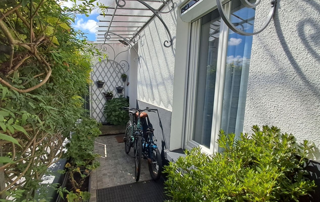 CONSULTIA IMMOBILIER : House | FONTENAY-SOUS-BOIS (94120) | 79 m2 | 369 000 € 
